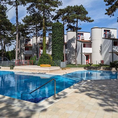 Holiday Village Линьяно-Саббьядоро Экстерьер фото