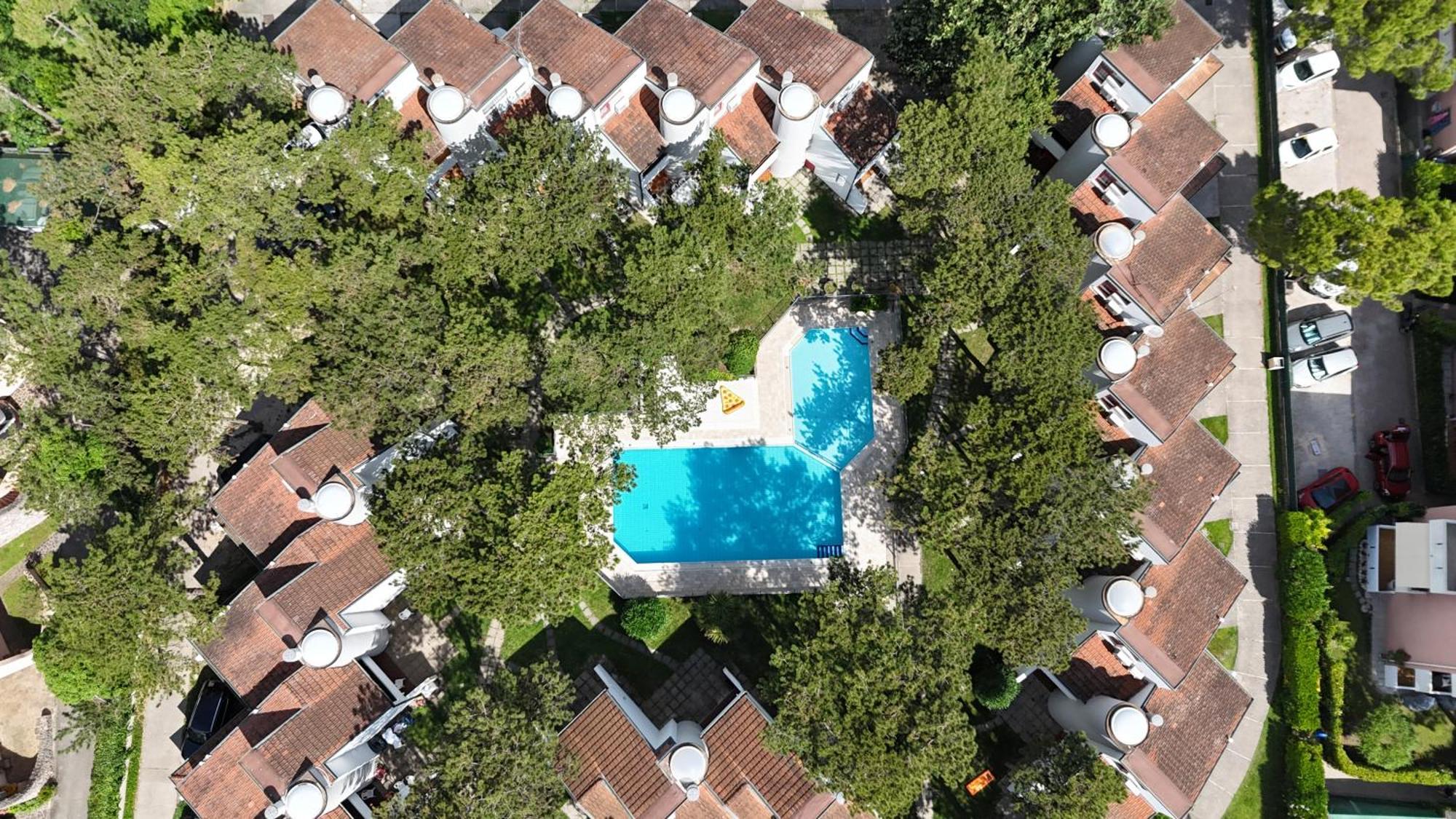 Holiday Village Линьяно-Саббьядоро Экстерьер фото